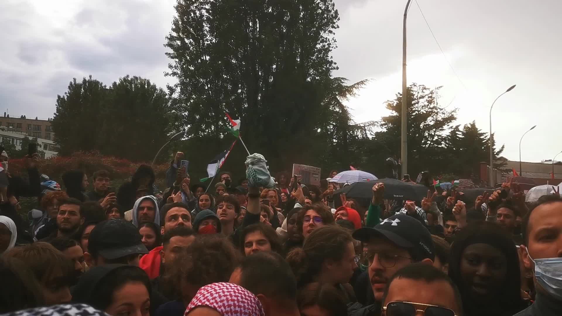 Pro-Palestinian demonstration in front of TF1 TV station in Paris