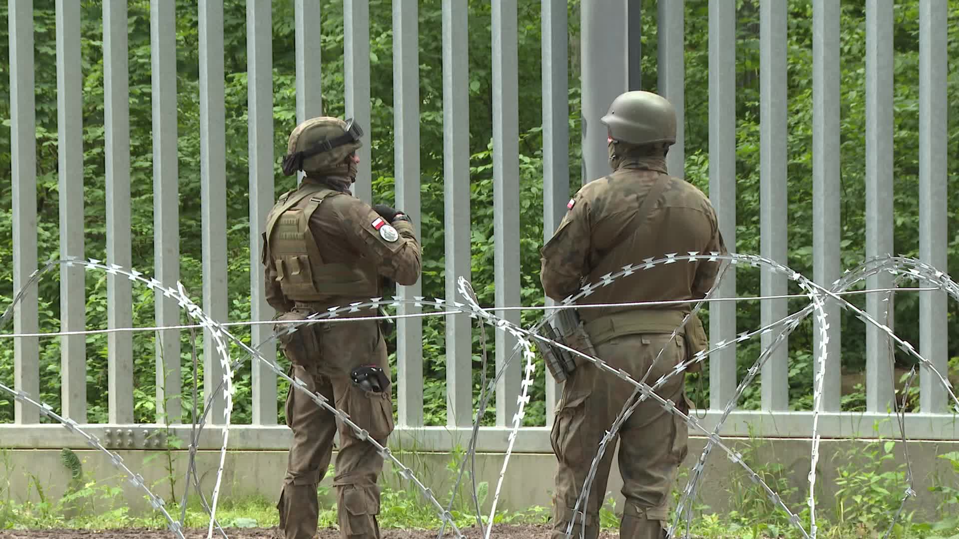 Poland reintroduces exclusion zone on Belarus border