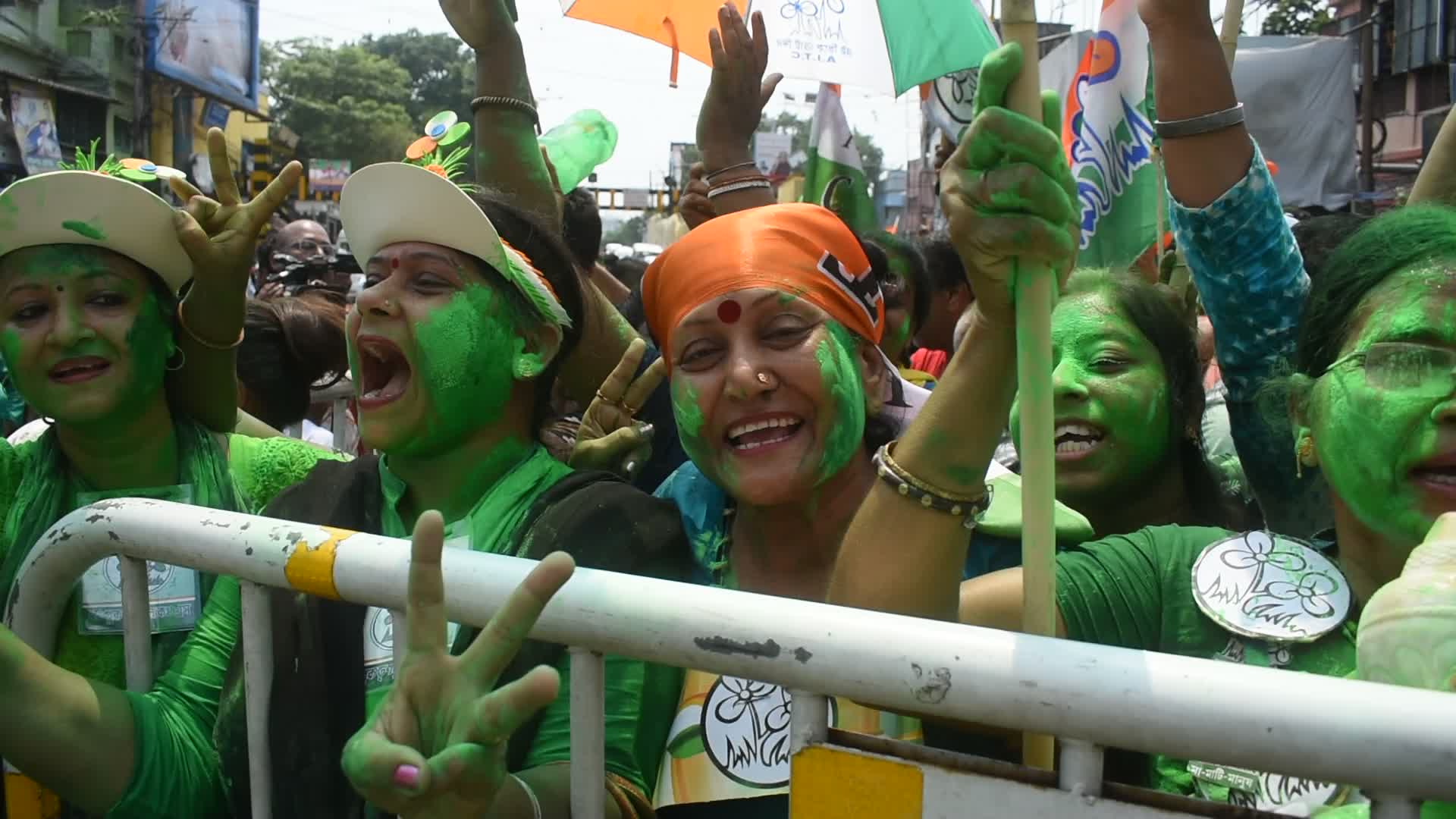 TMC supporters celebrate majority win in constituency seats in West bengal in Lok Sabha elections 2024.