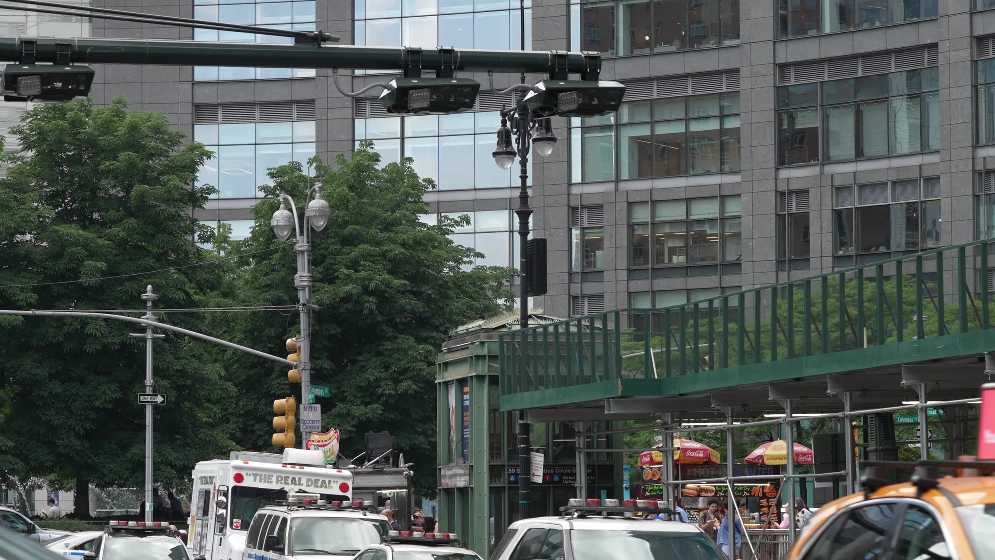 Manhattan Congestion Pricing Indefinitely Postponed by Governor Kathy Hochul