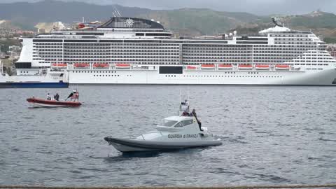 Immigration Landing In Sicily