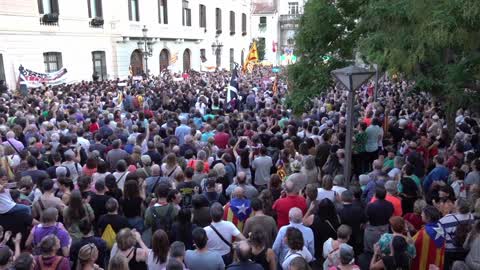 Barcelona: Massive protest against the arrests of the Civil Guard of pro-independence activists