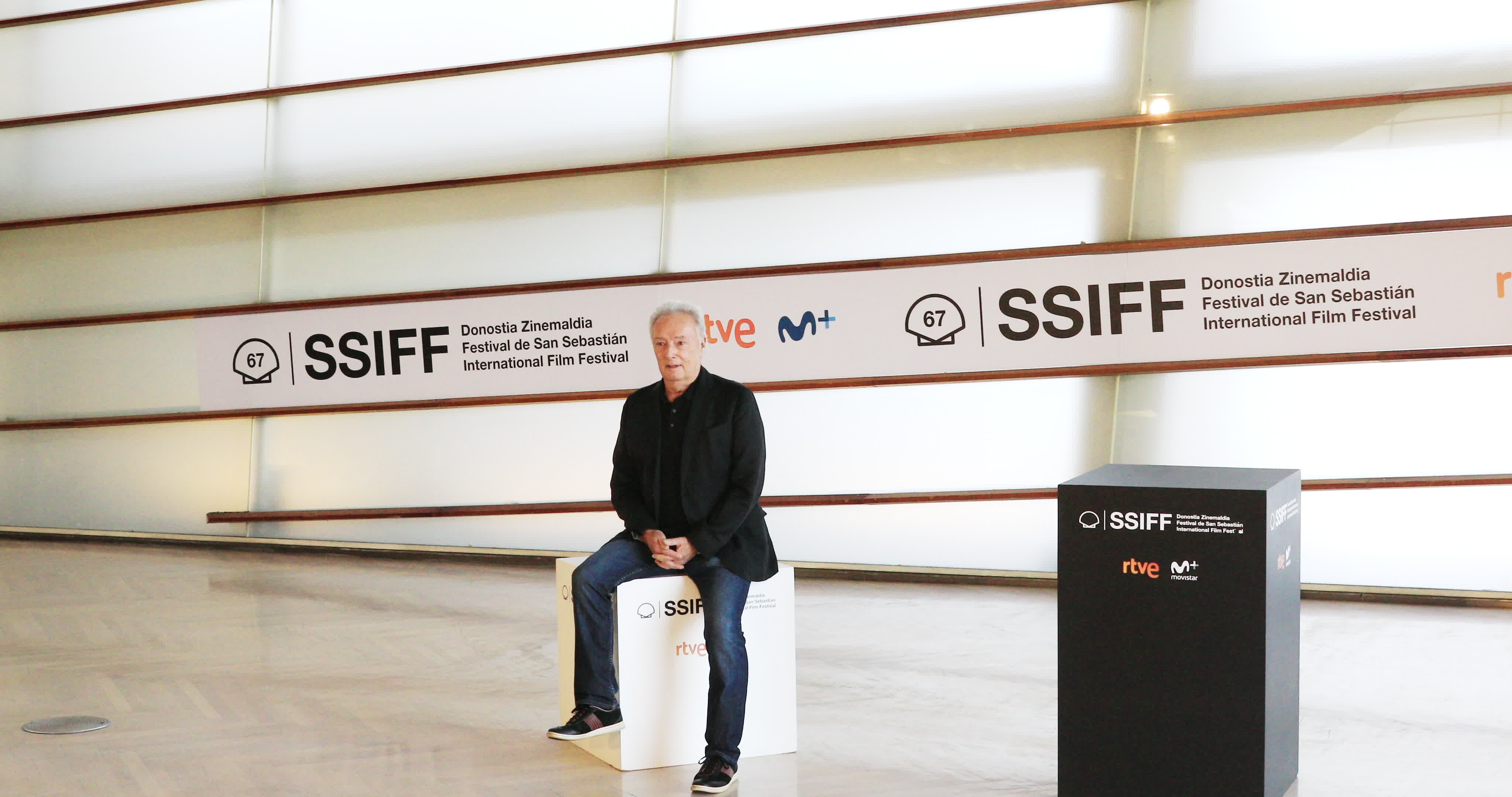 'Il Pleuvait Des Oiseaux (And The Birds Rained Down)' Photocall - 67th San Sebastian Film Festival