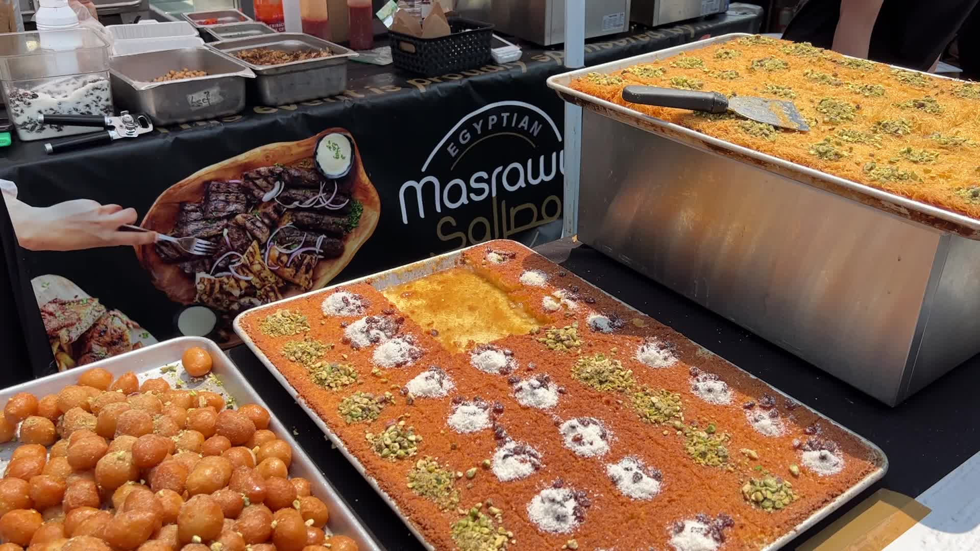 Middle Eastern and Arabian food and desserts