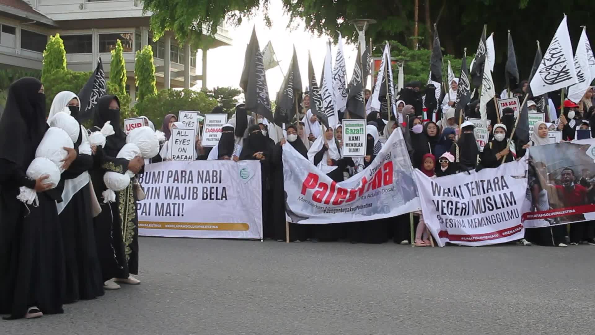 Pro Palestine Demonstration in Aceh