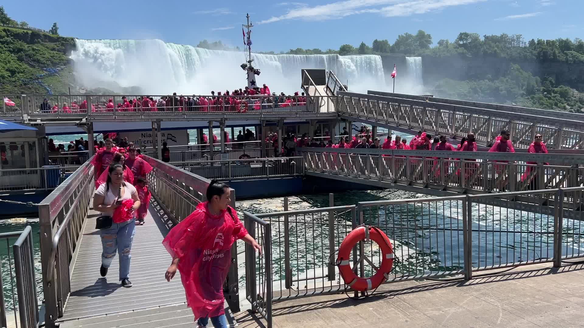 Niagara Falls - tourism