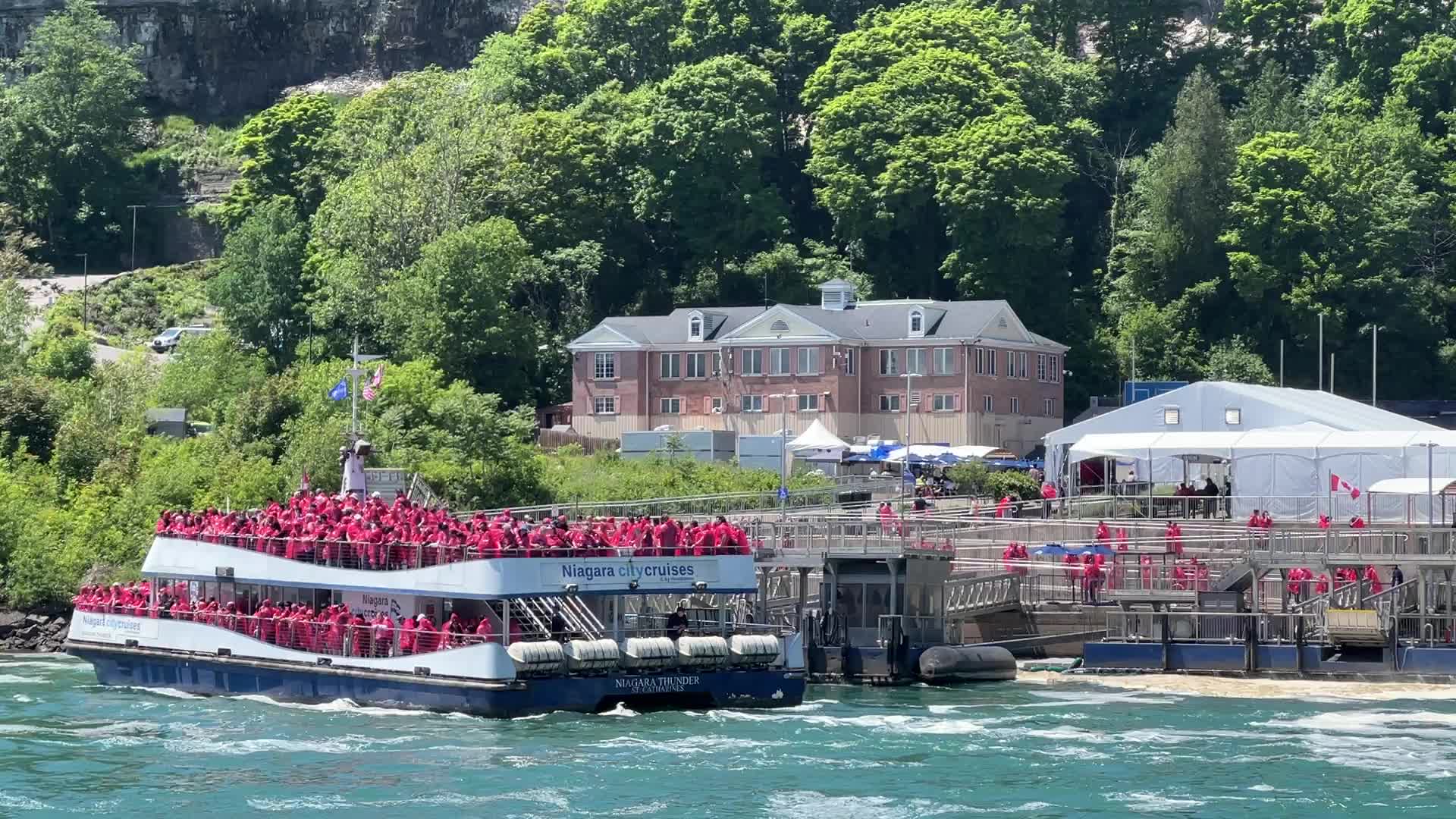 Niagara Falls - tourism