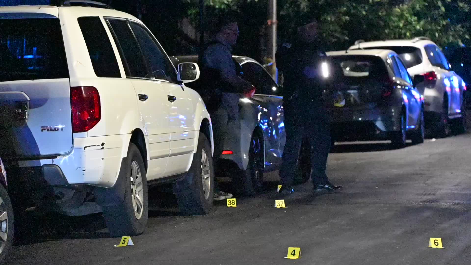 Three People Shot And One In Critical Condition In Shooting In Chicago Illinois