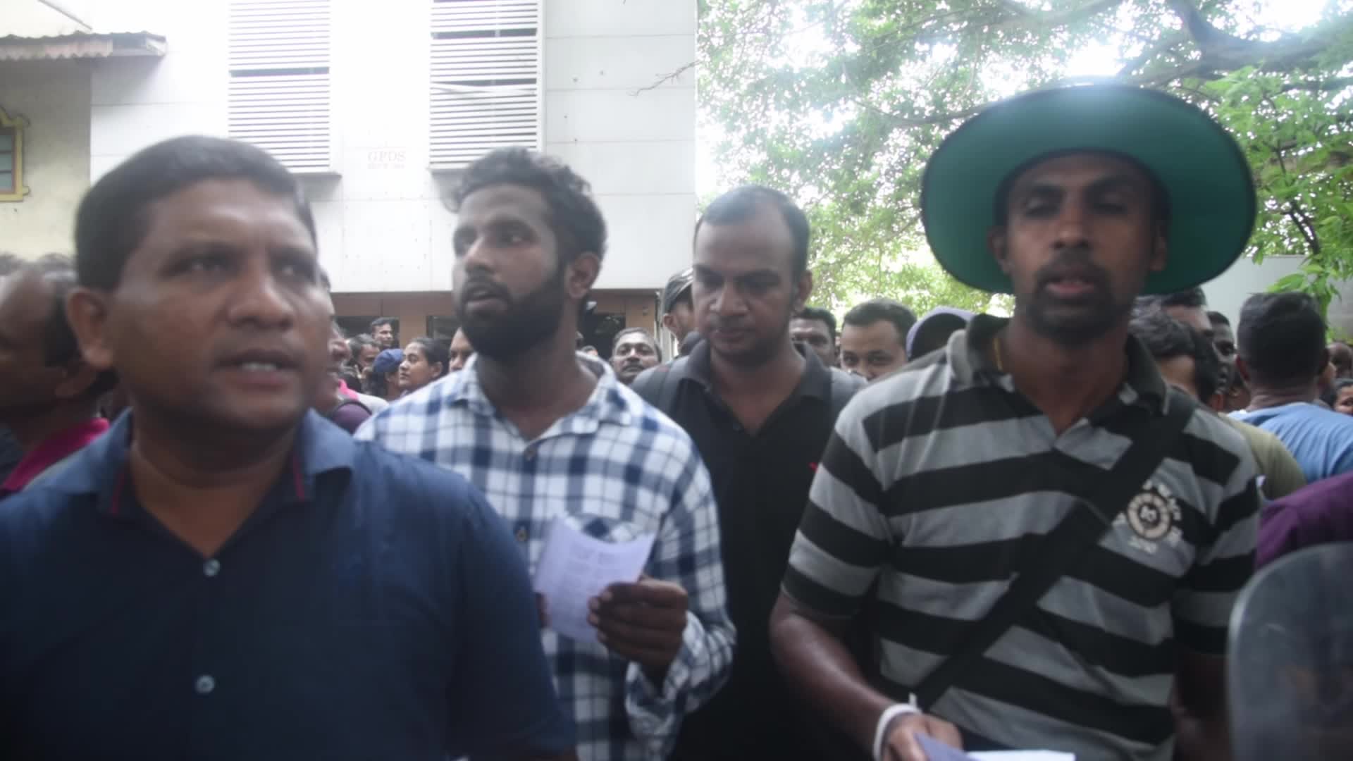  University staff stage protests for payment increase in Colombo