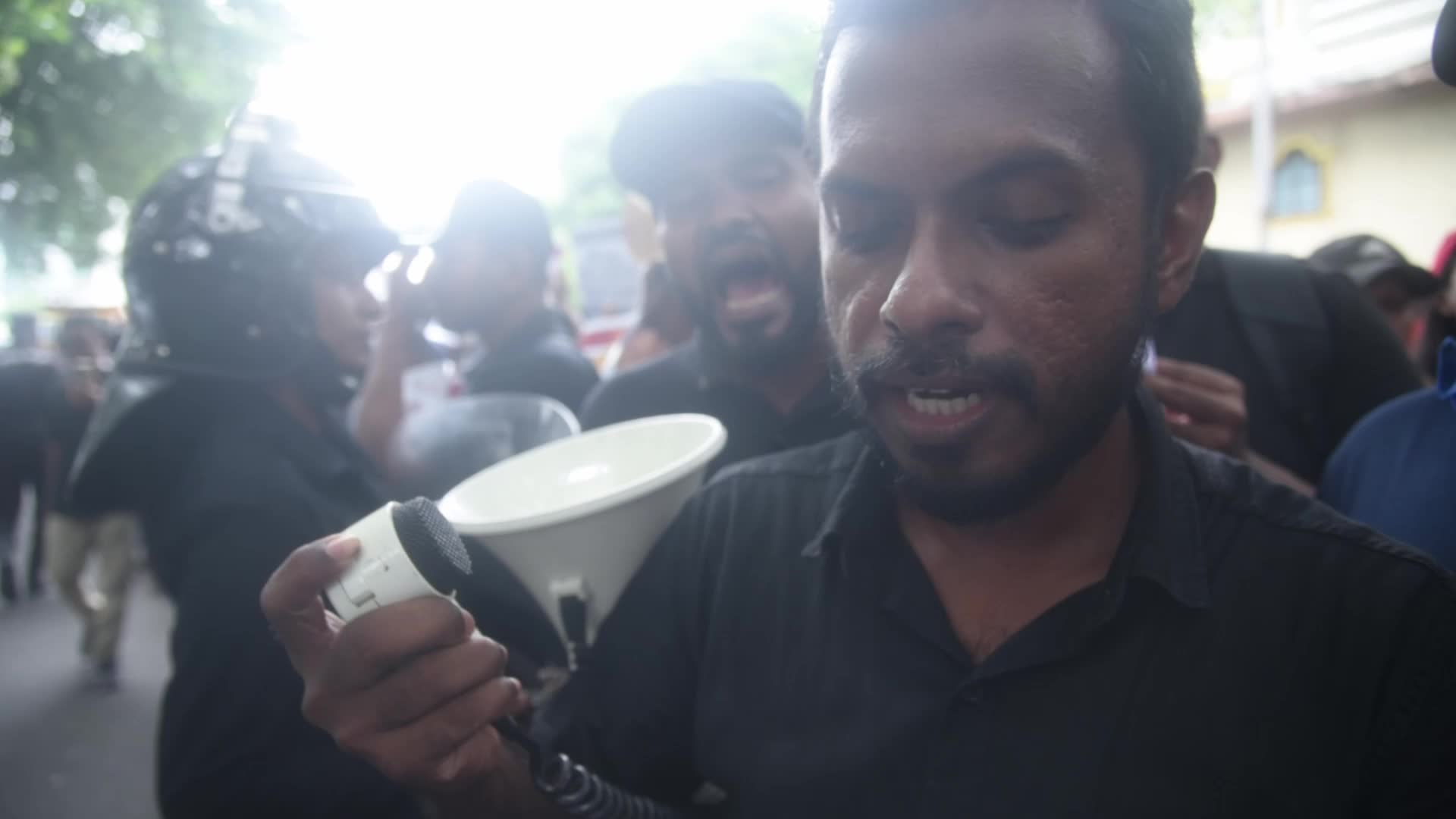  University staff stage protests for payment increase in Colombo