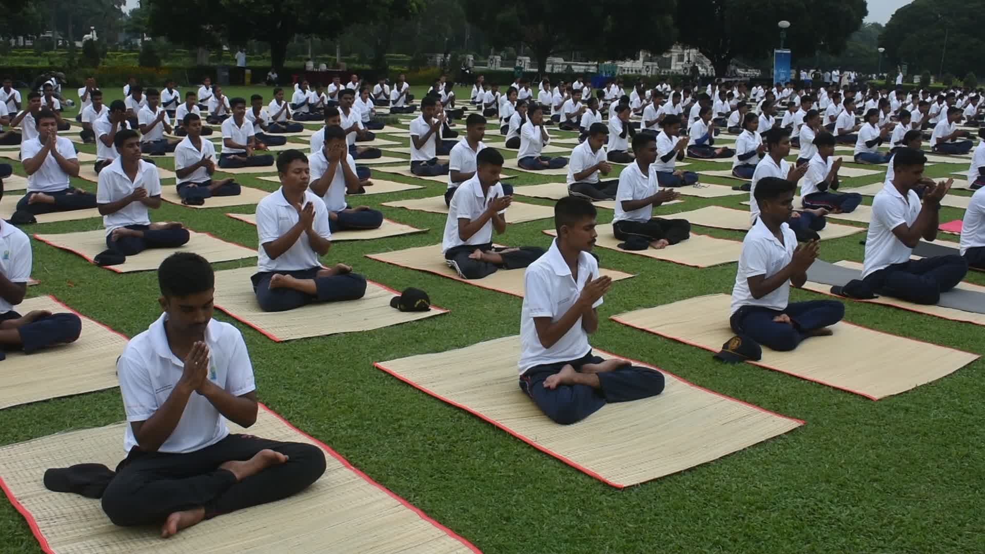 10th international Yoga day celebration in India.