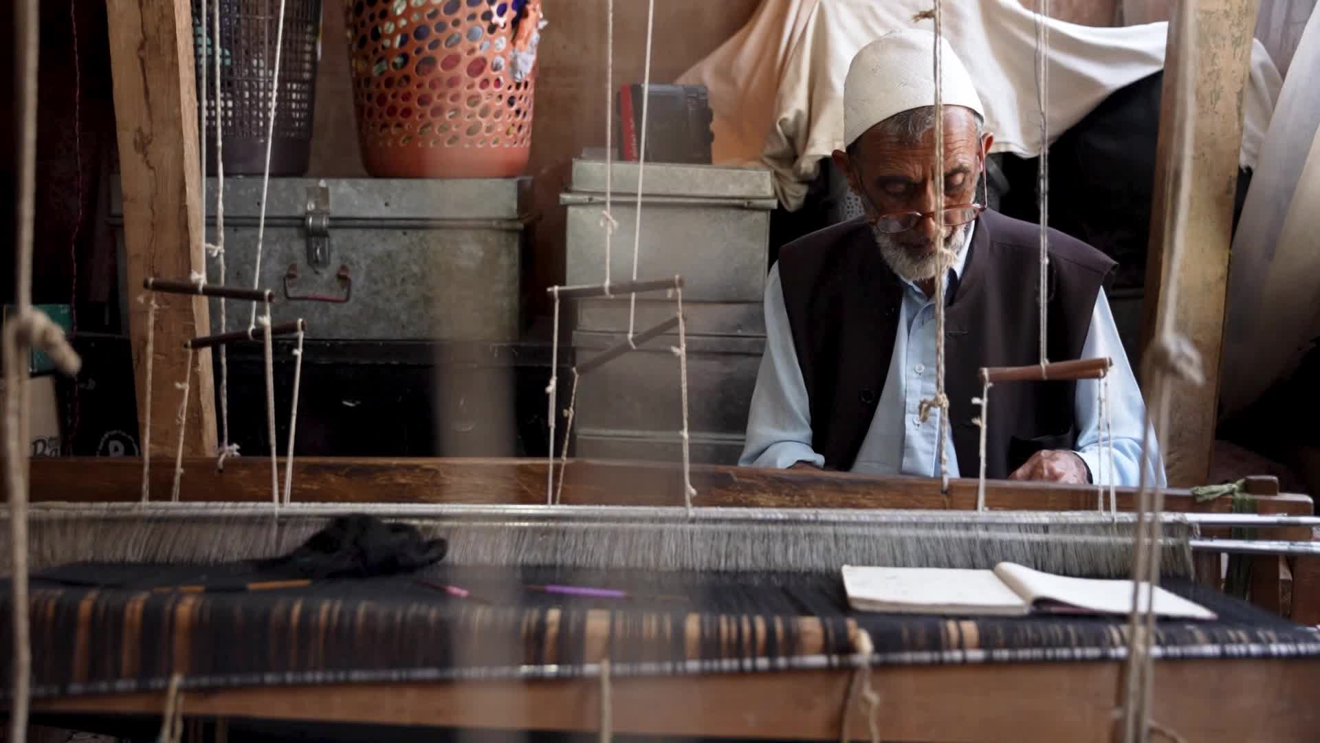 Kani Shawl weaving in Kashmir, India