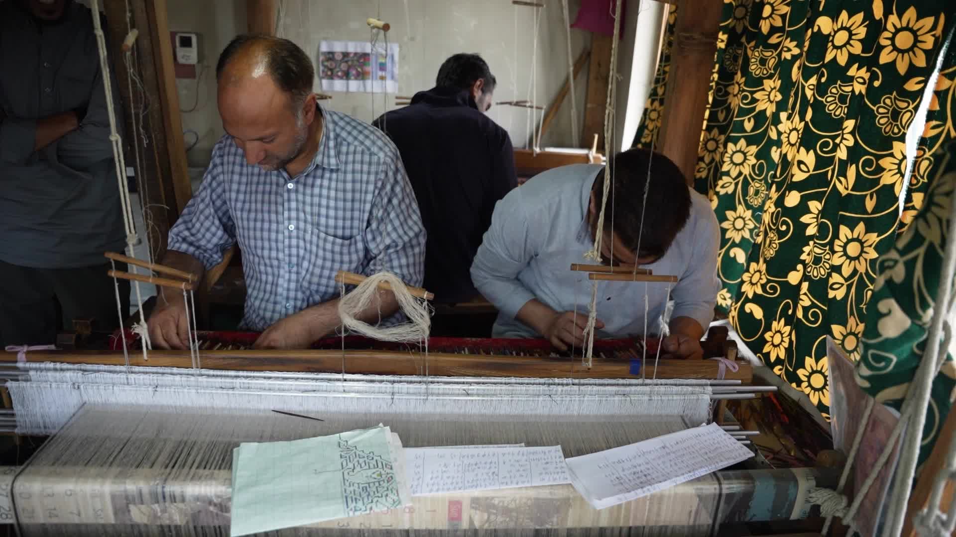 Kani Shawl weaving in Kashmir, India