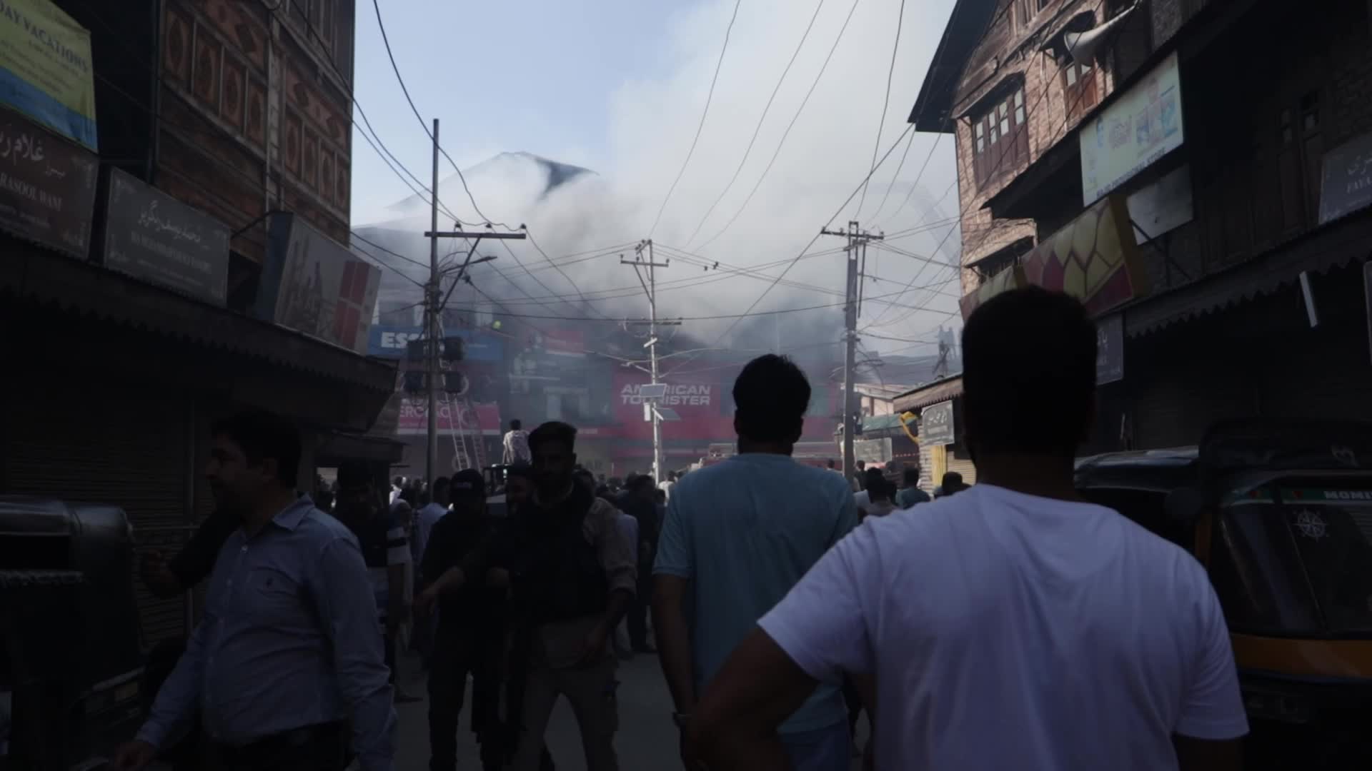 Blaze Engulfs Downtown in Kashmir, India