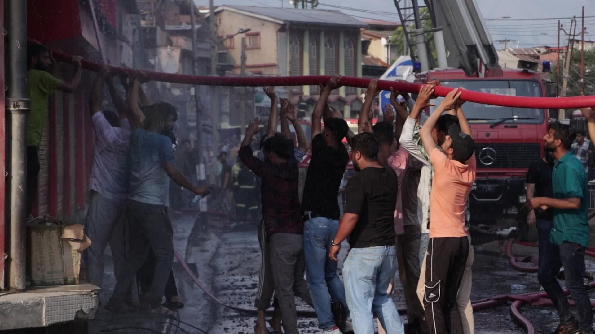 Blaze Engulfs Downtown in Kashmir, India