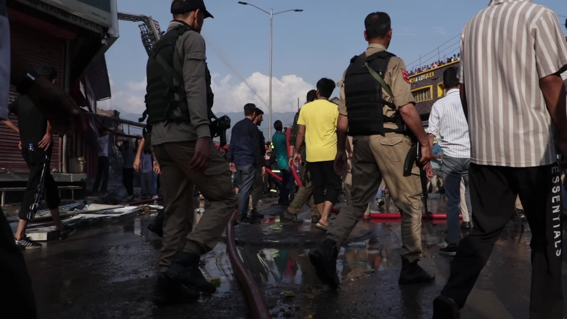Blaze Engulfs Downtown in Kashmir, India