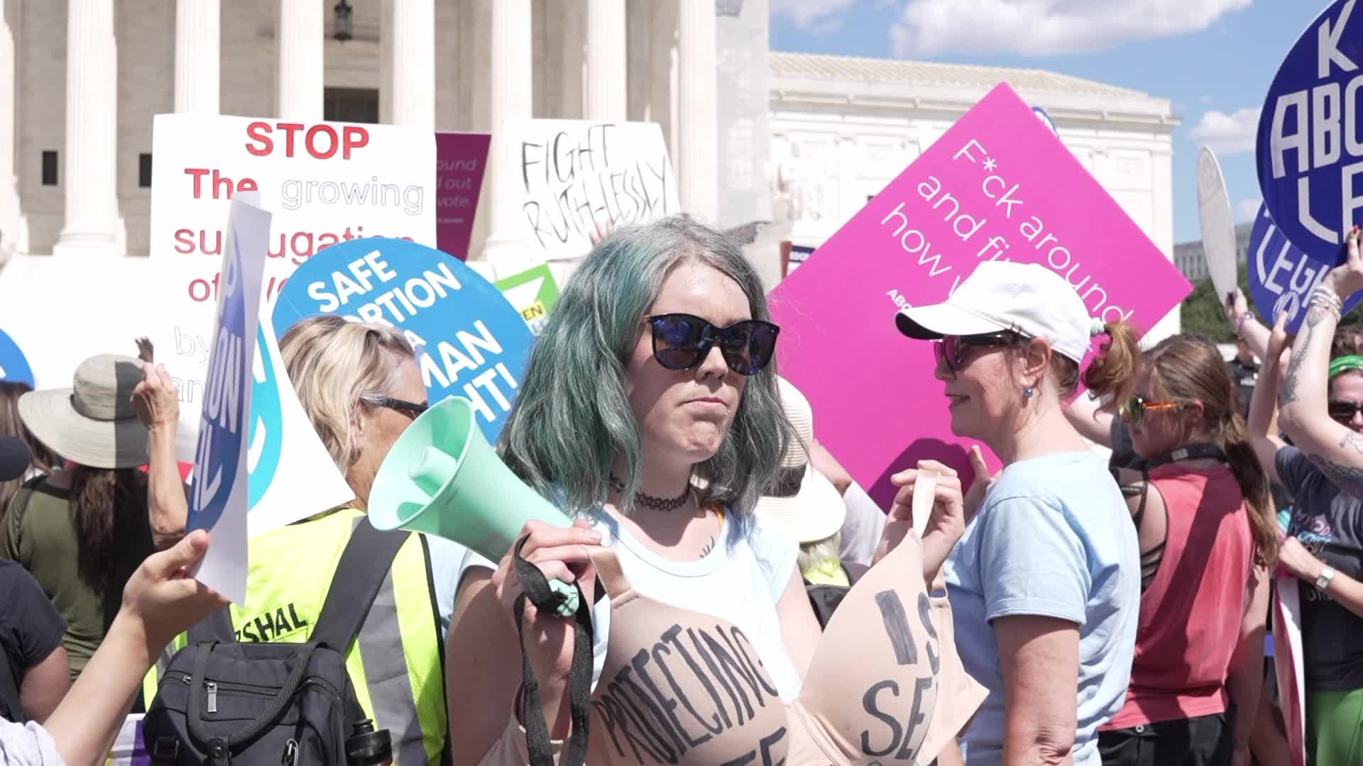 Two Years After Roe v. Wade Overturn: Pro-Choice and Pro-Life Advocates Return to the Supreme Court in Washington, DC