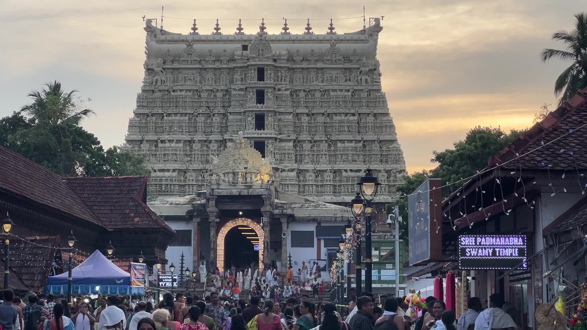 Devotees visiting the Sree Padmanabhaswamy Temple in Thiruvananthapuram 