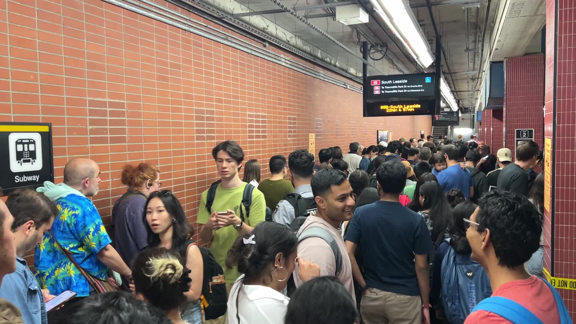 Subway track repair work leads to chaos in Toronto