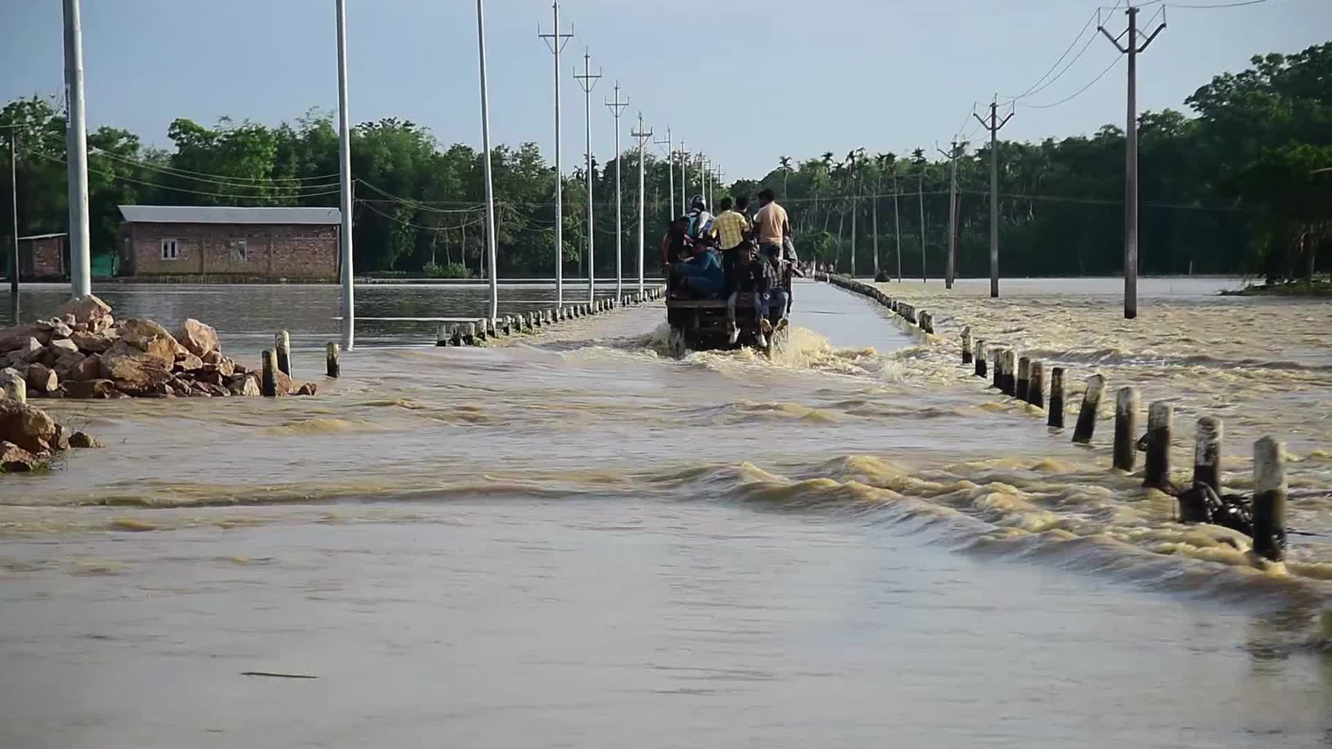 Assam flood situation deteriorates,over 16 lakh displaced 