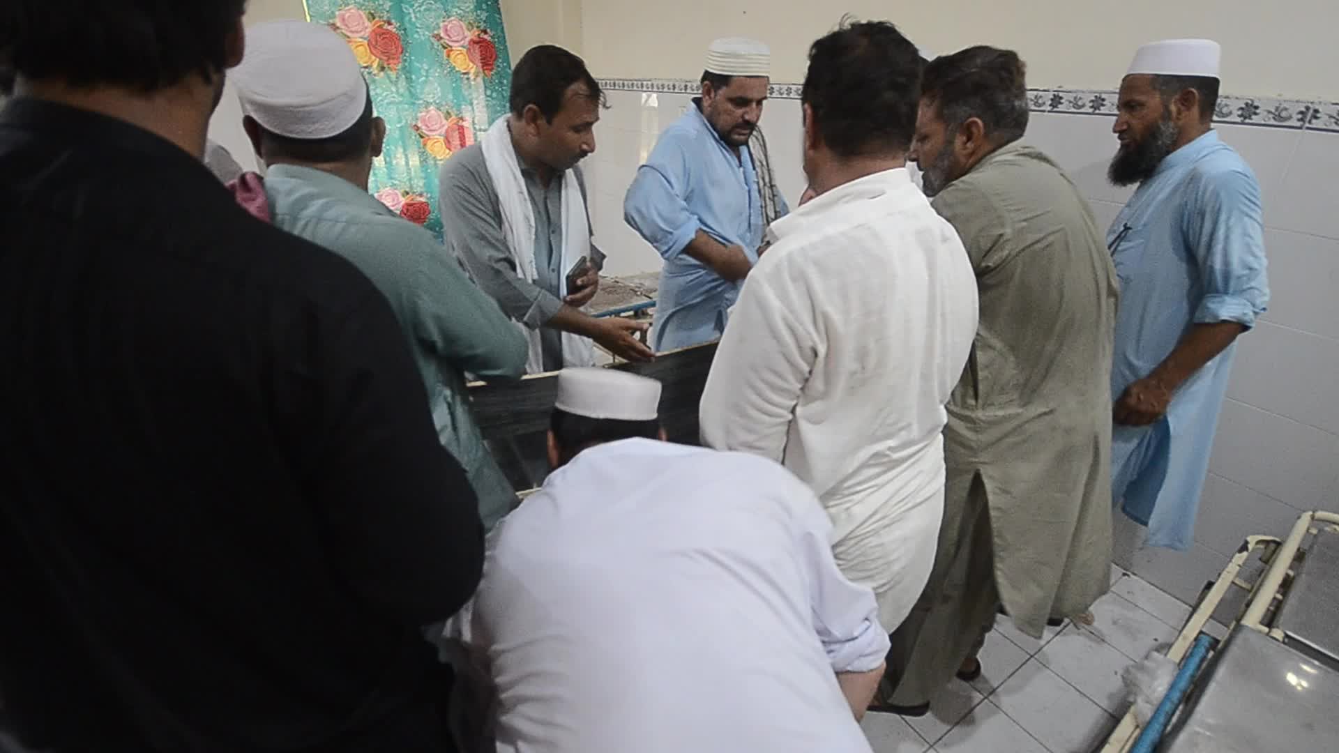 People killed in an explosion on a roadside in Mardan 