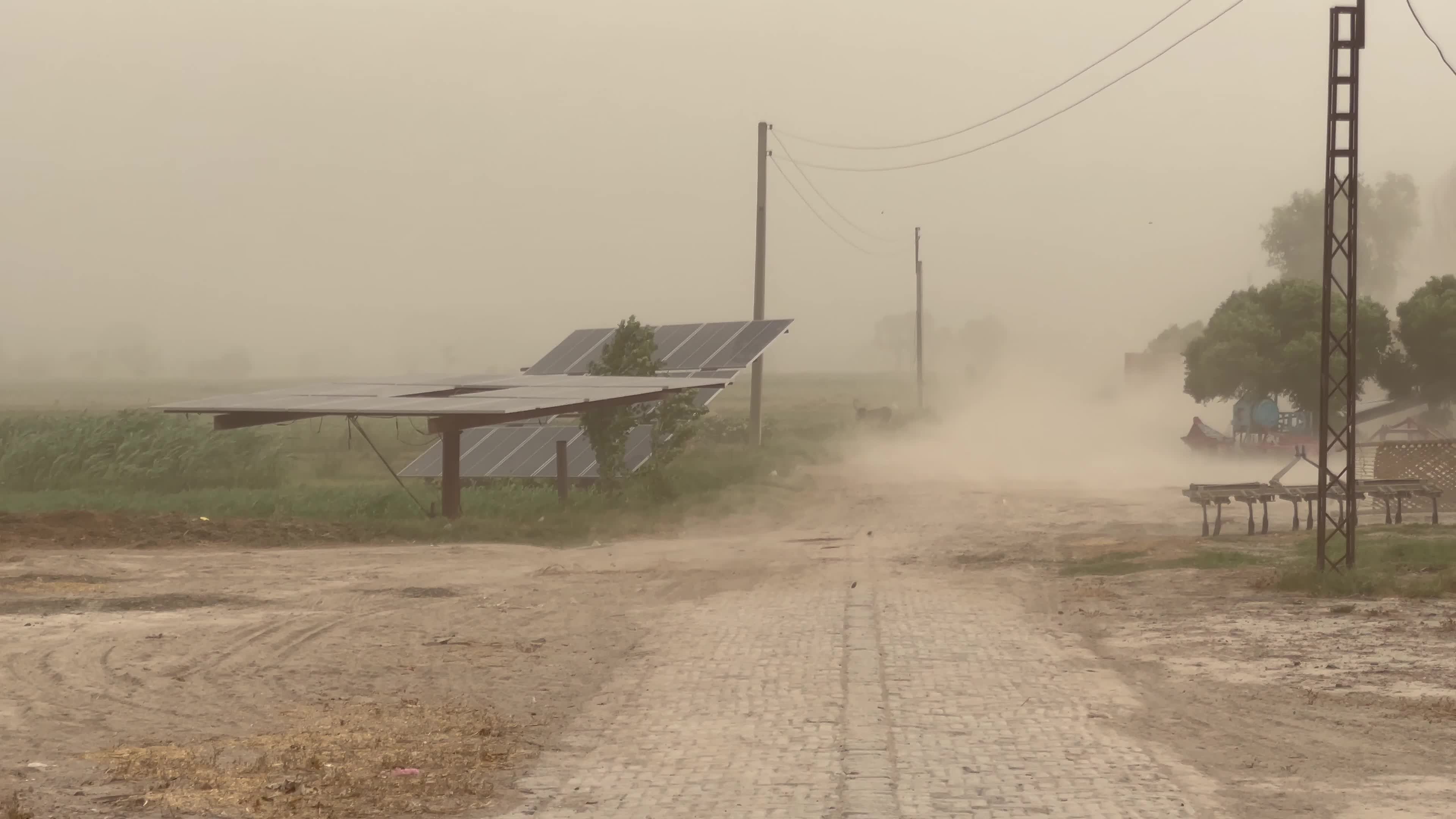  Heavy Dusty storm in Peshawar