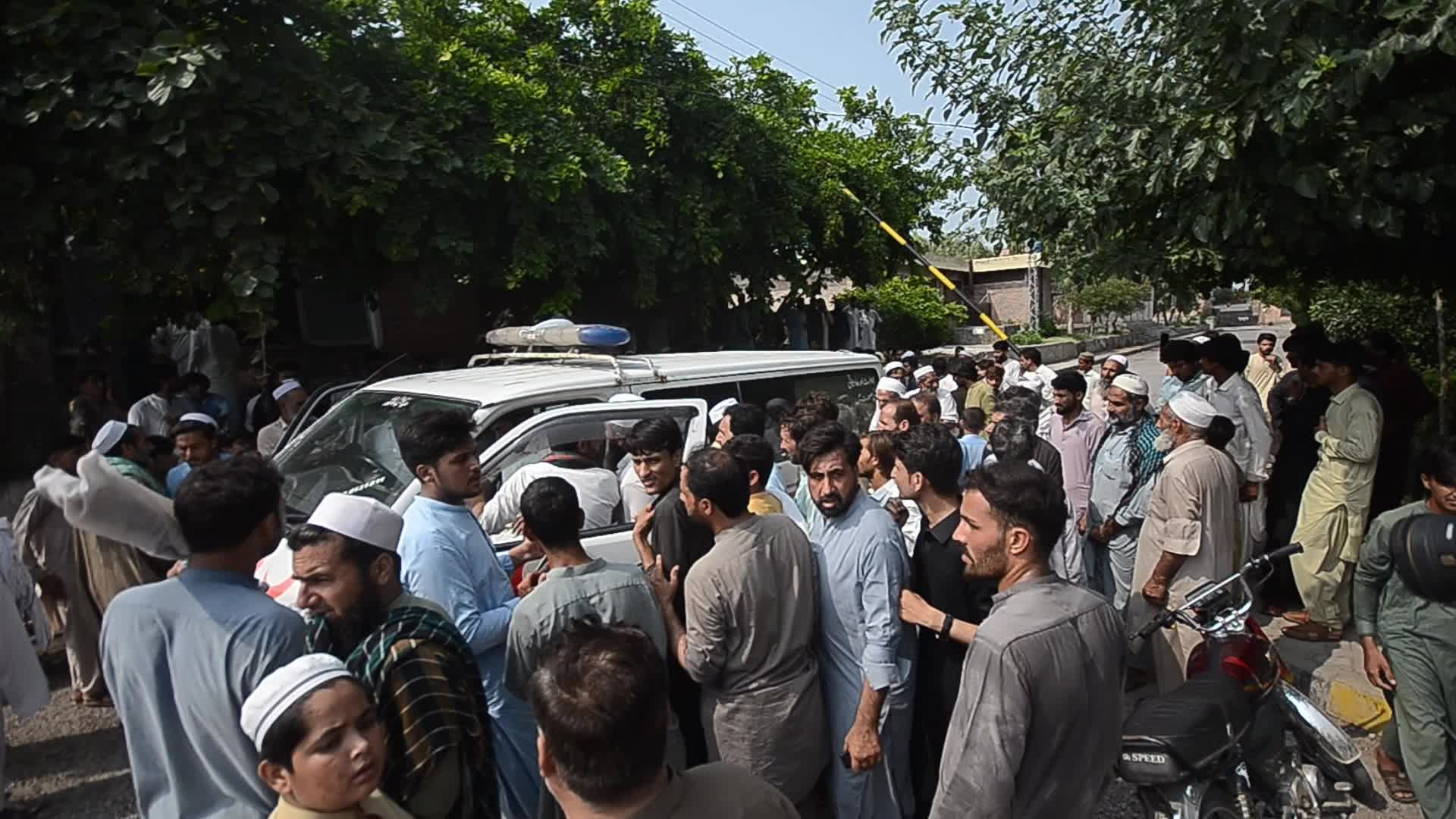 People killed in an explosion on a roadside in Mardan 