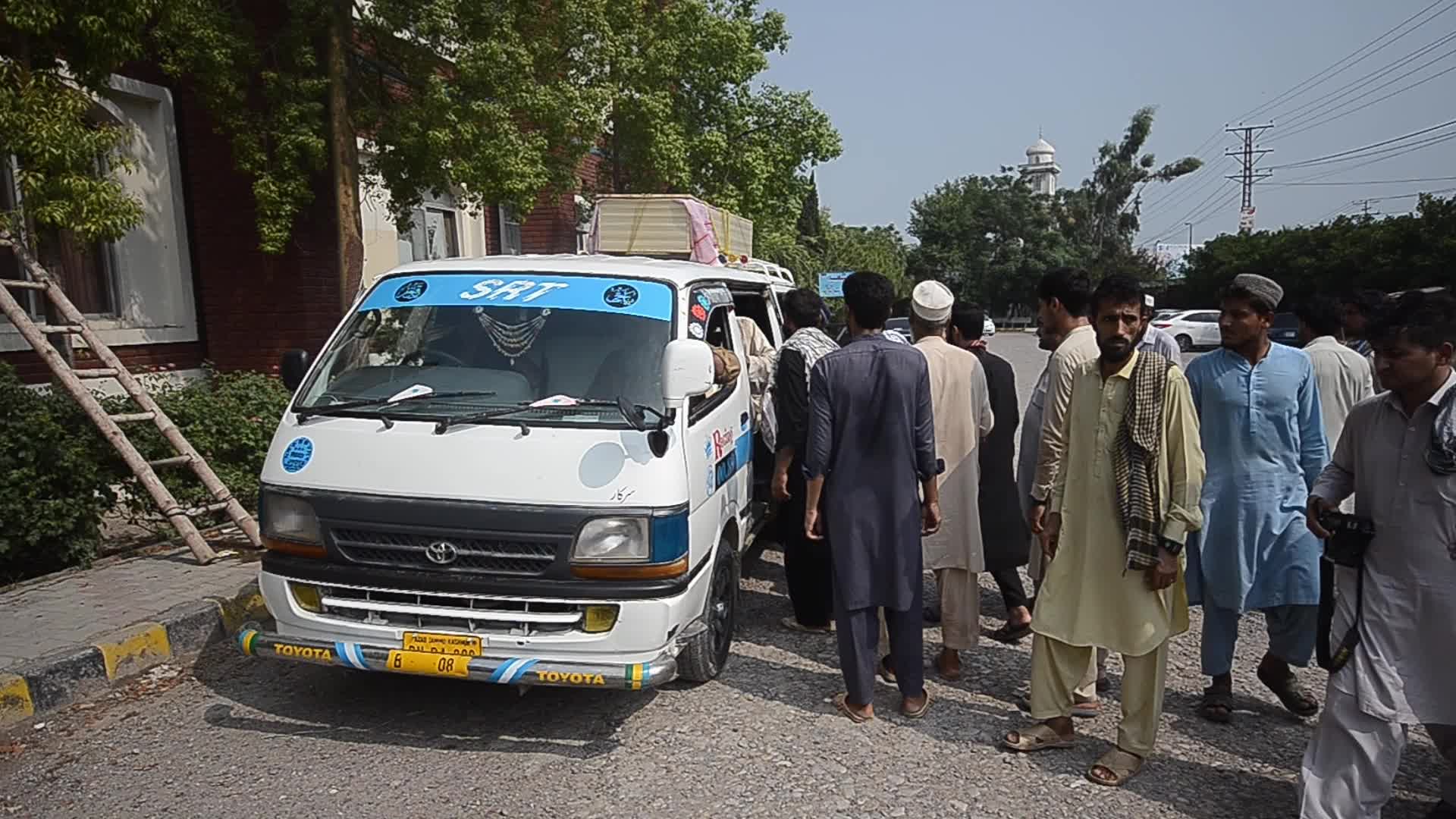 People killed in an explosion on a roadside in Mardan 