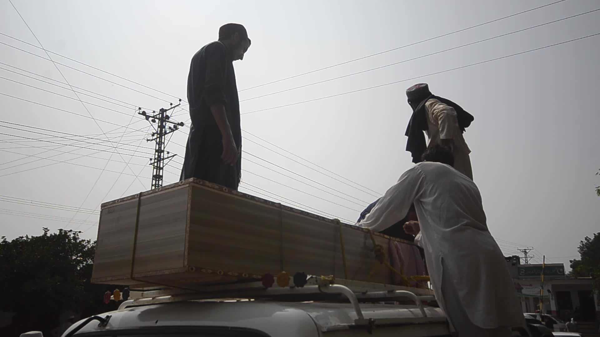 People killed in an explosion on a roadside in Mardan 