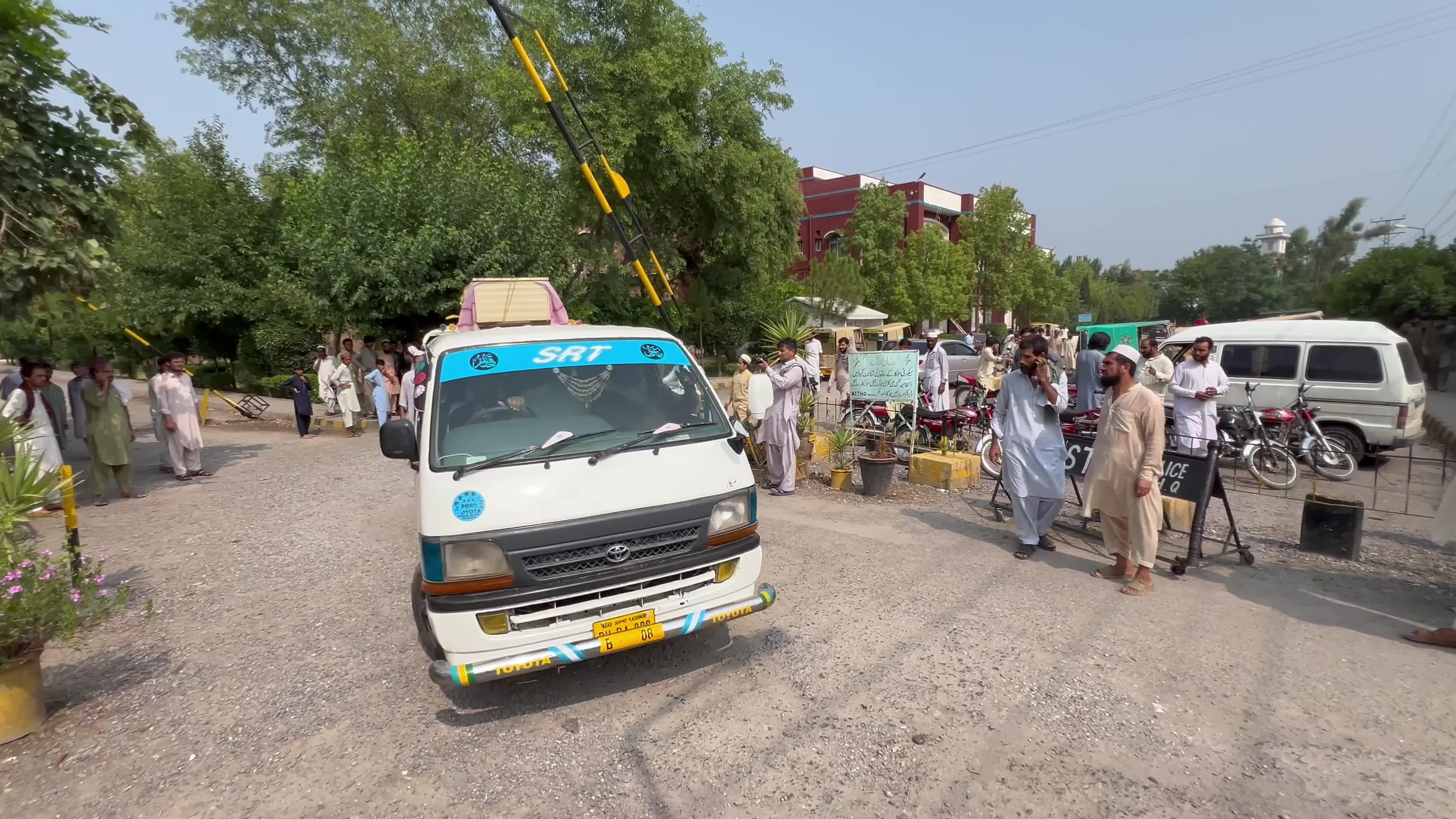 People killed in an explosion on a roadside in Mardan 