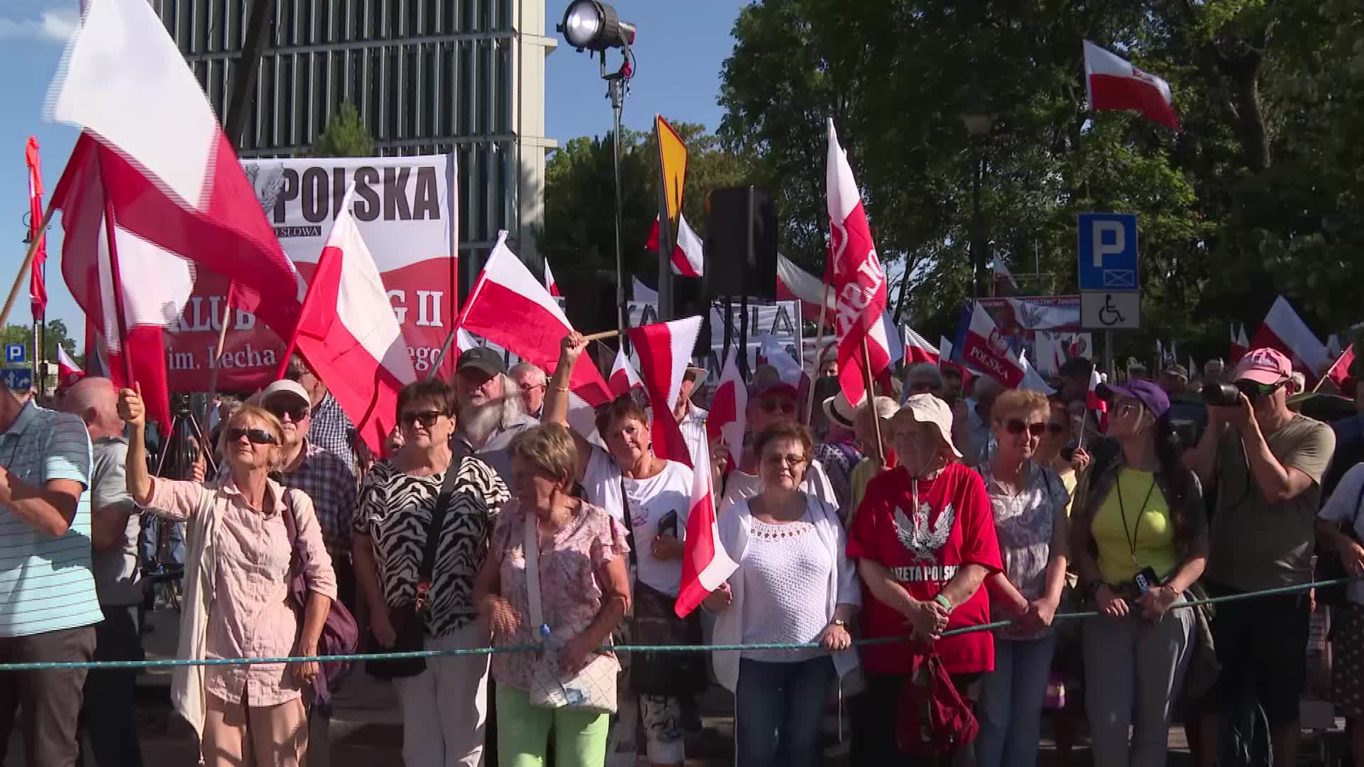 Poland: Right wing demo