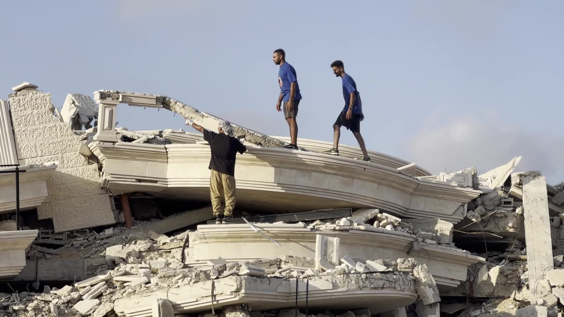 Parkour in Gaza Among Ruins of Bombed Building Amid Hamas-Israel Conflict