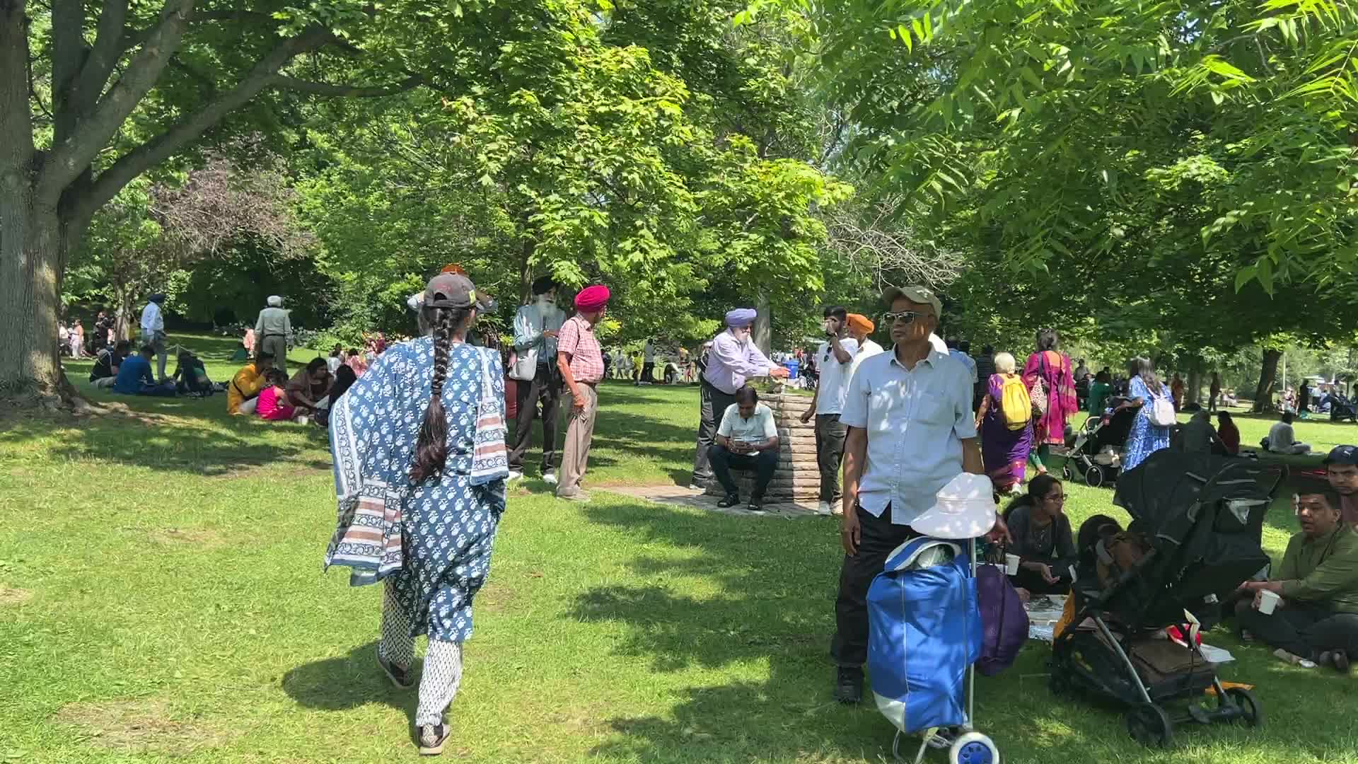 Daily life on Centre Island
