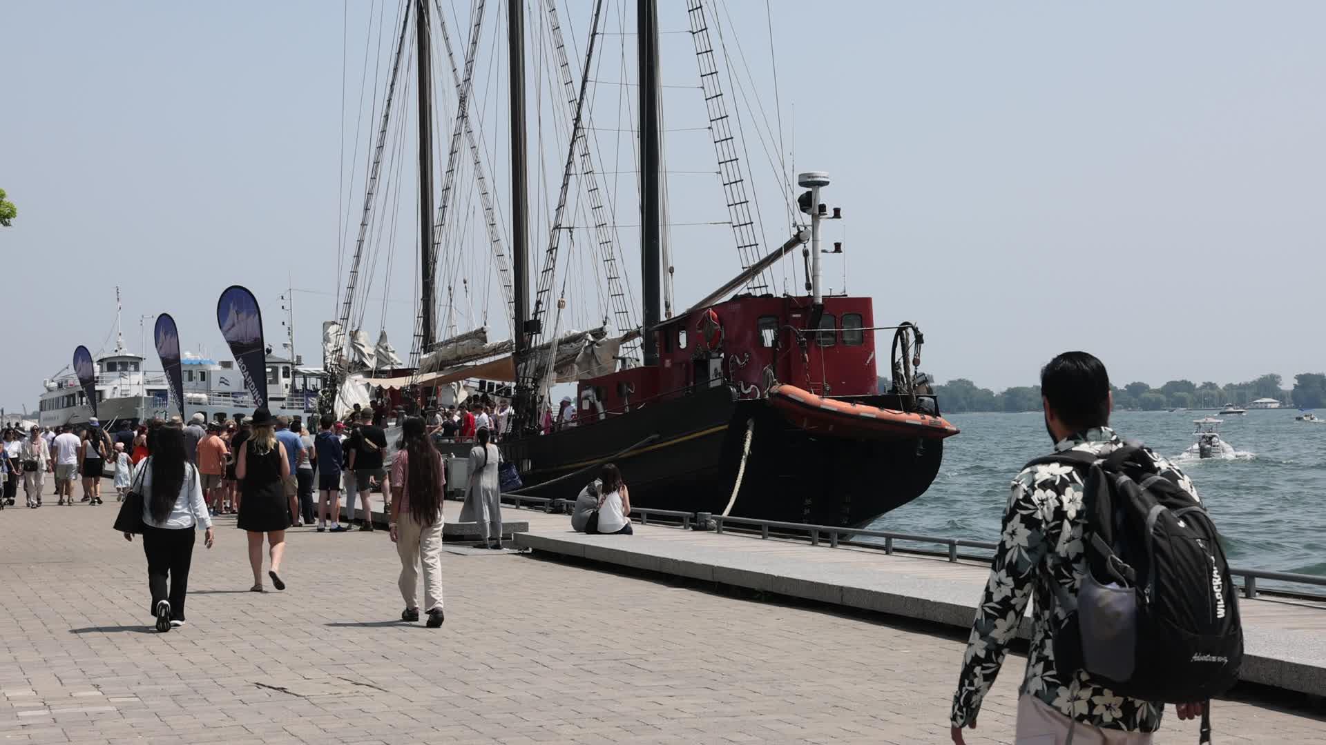 Daily life during Summer season in Toronto