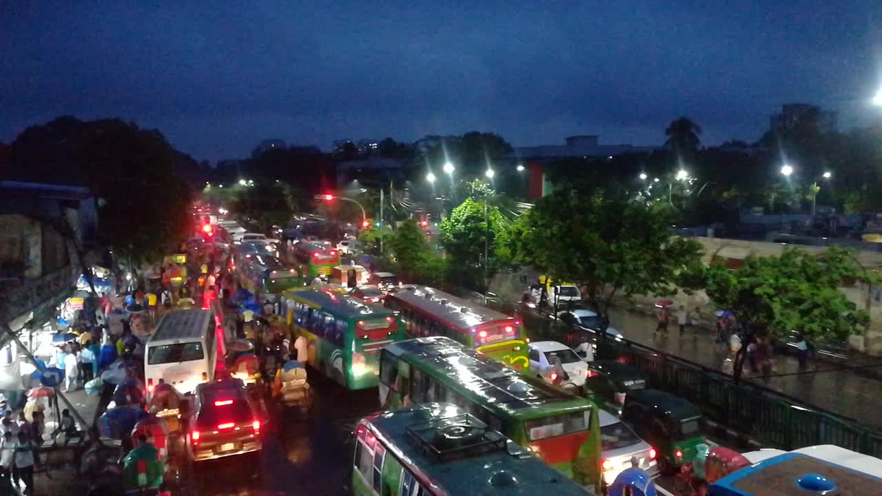 Rain in Dhaka