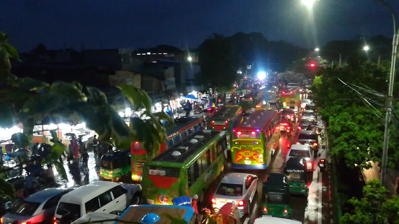 Rain in Dhaka