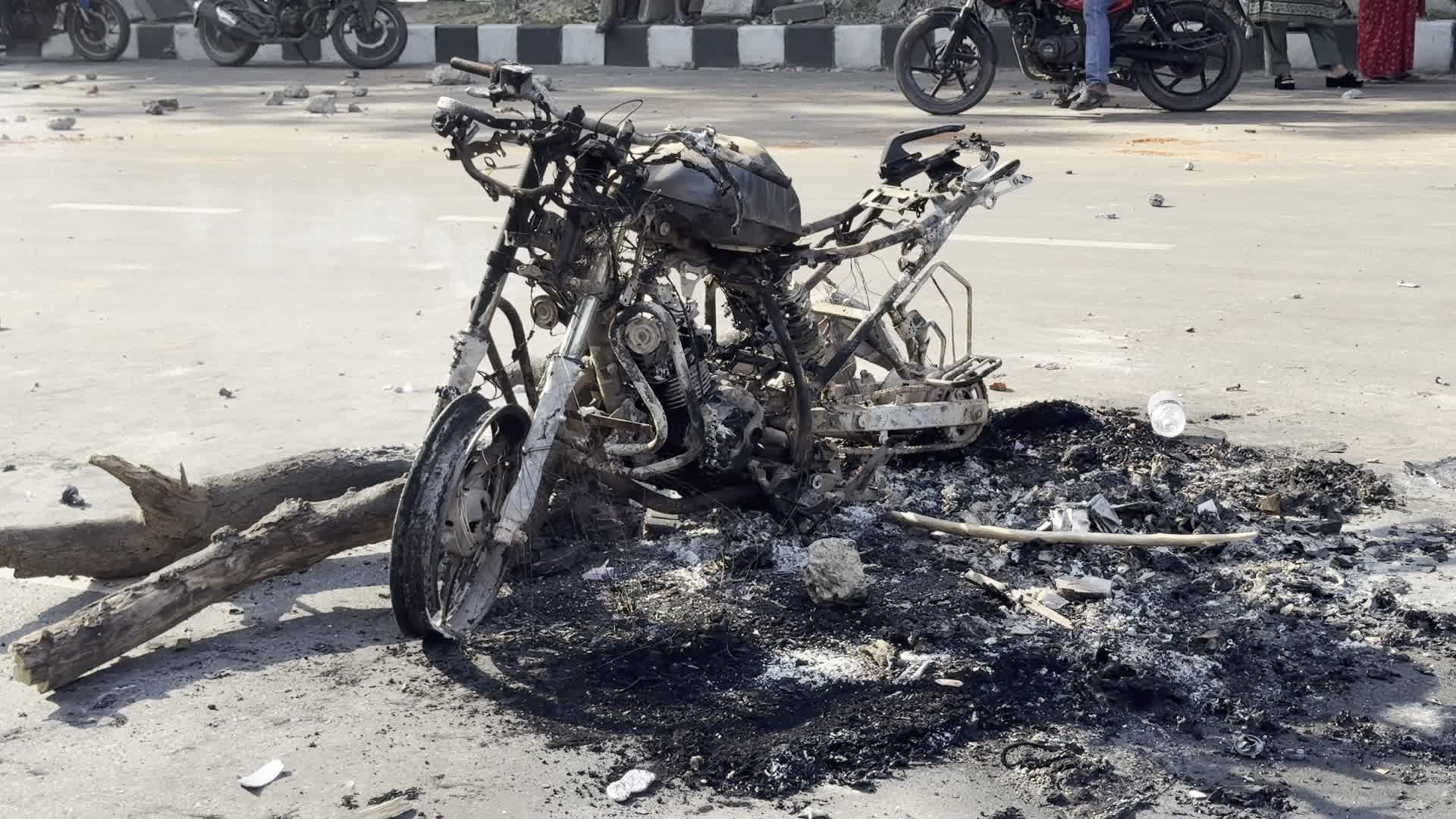Clash Between Police And Students Demanding Reforms In Quota System
