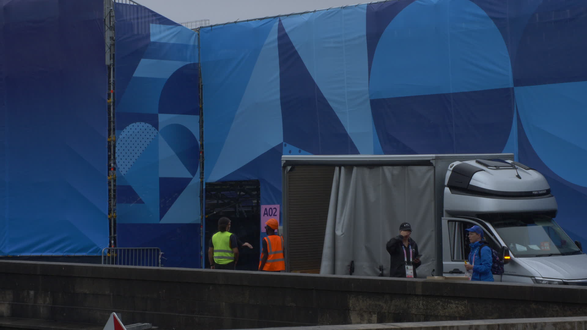 Last preparations hours before the start of the Olympics