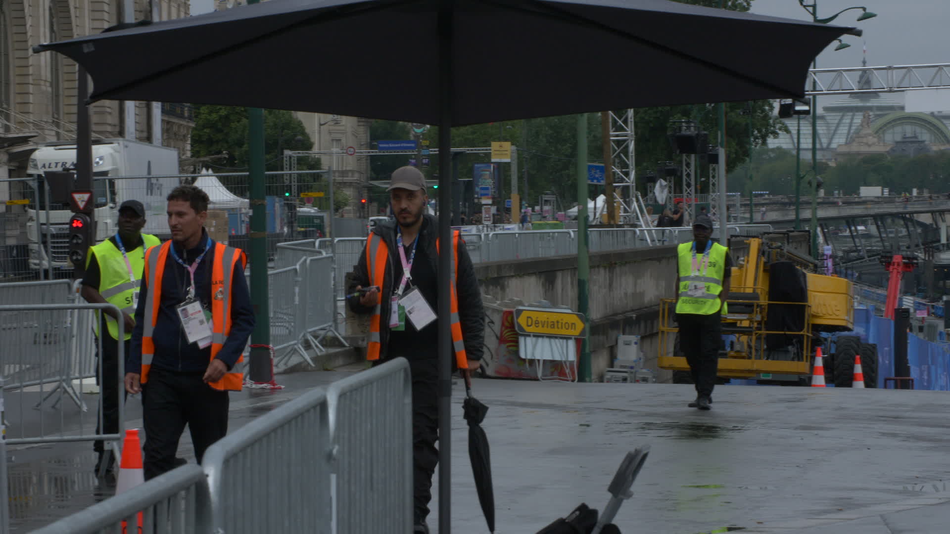 Last preparations hours before the start of the Olympics