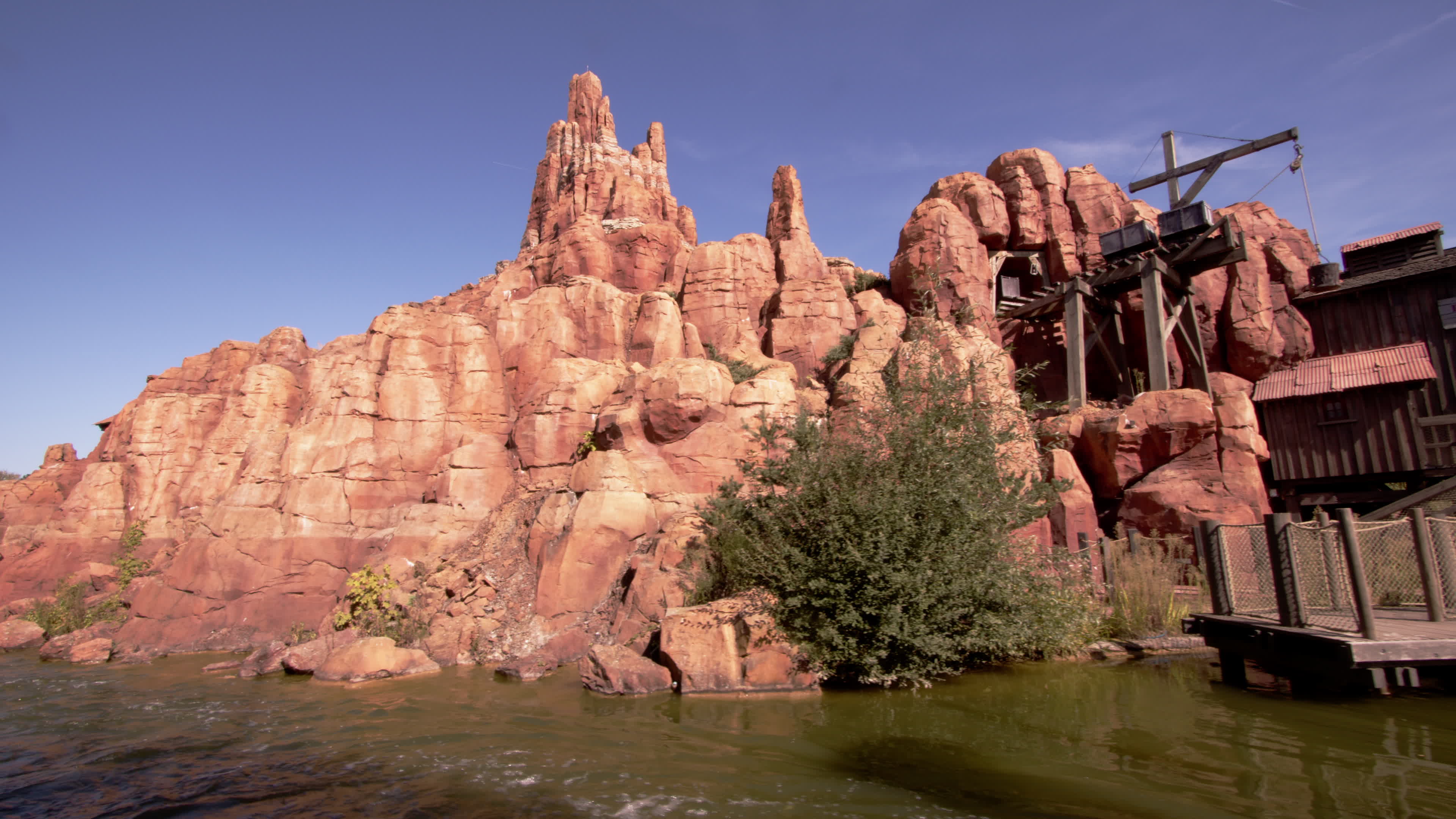 Daily Life At Disneyland Paris