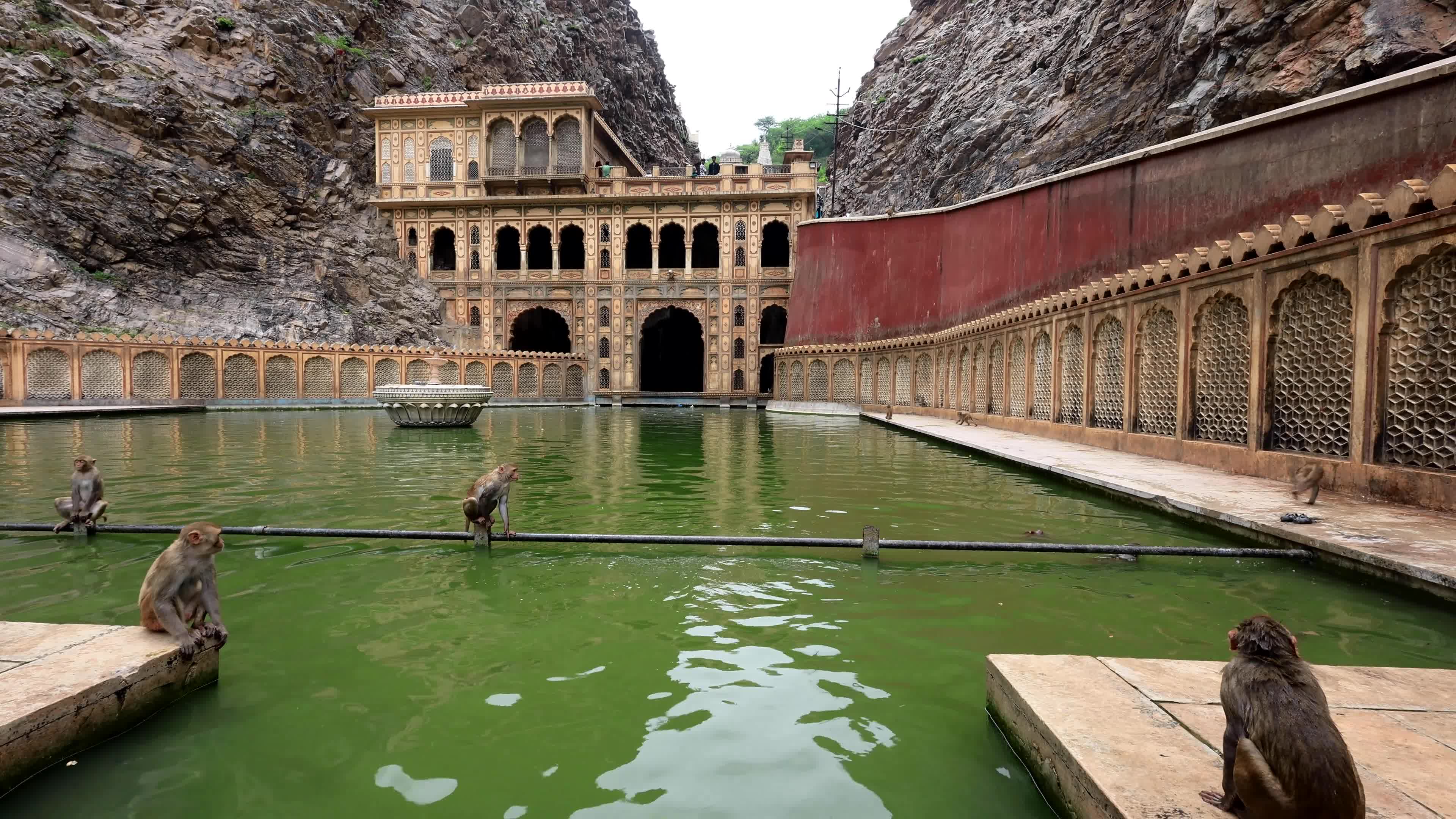 Shrine Galta Peeth Tirtha In Jaipur 