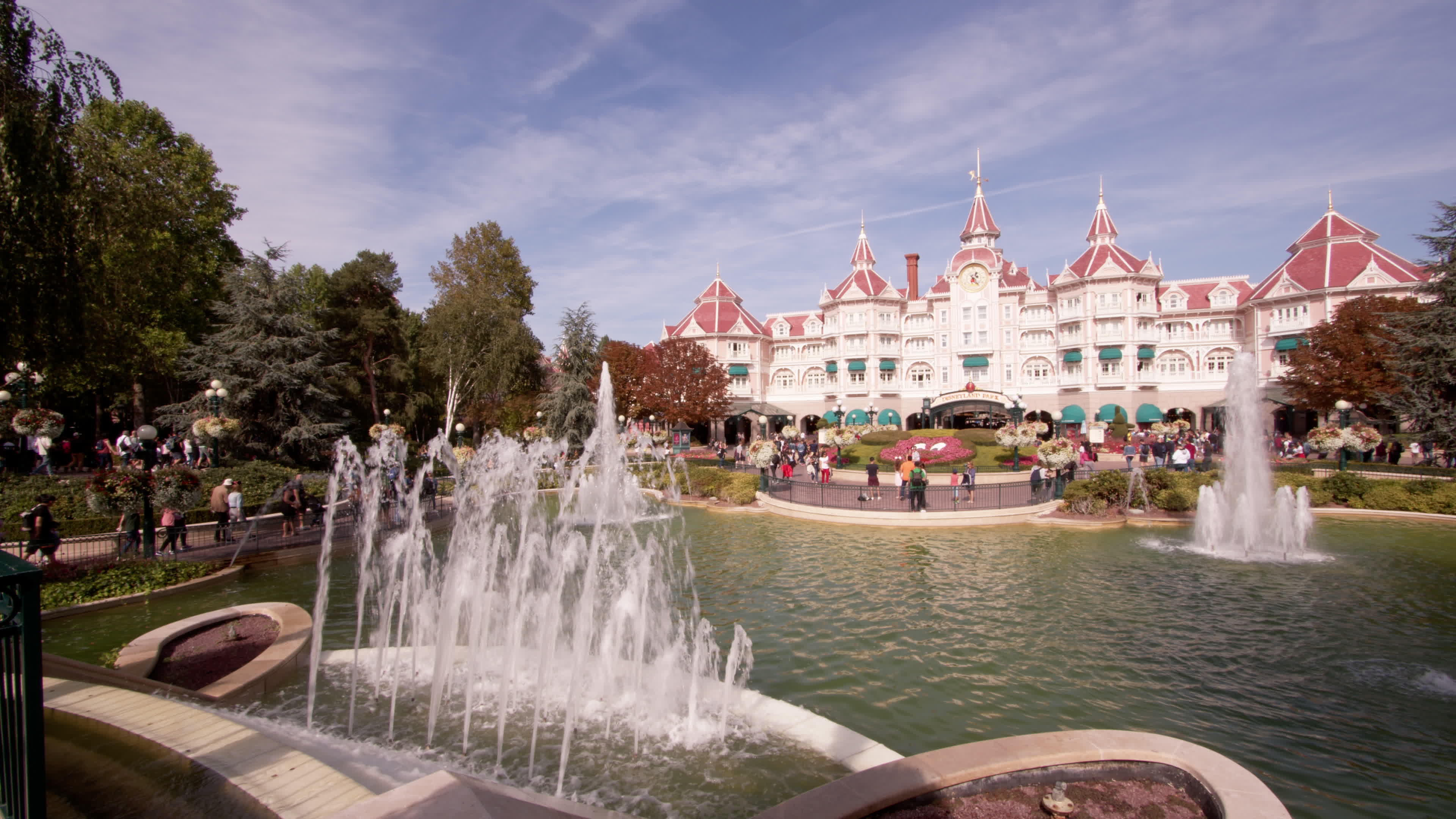 Daily Life At Disneyland Paris
