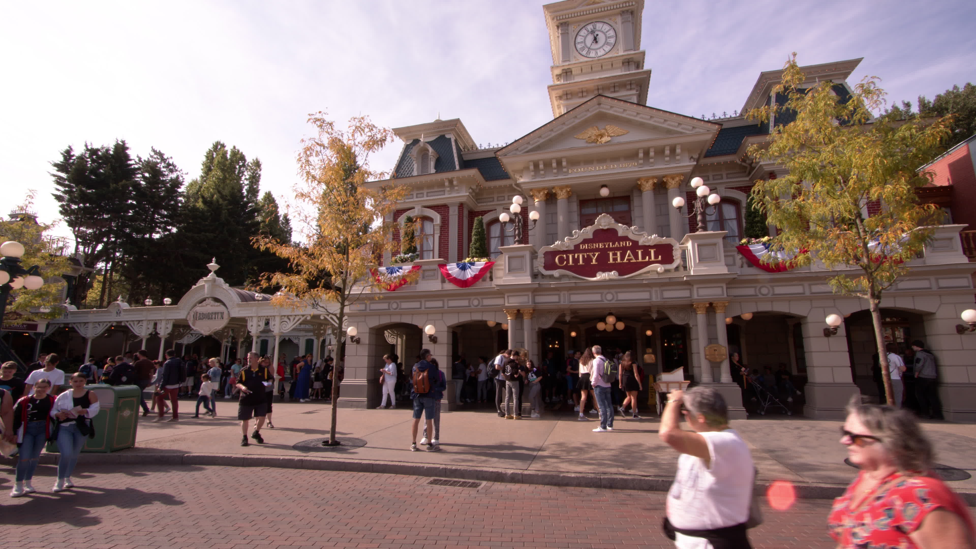 Daily Life At Disneyland Paris