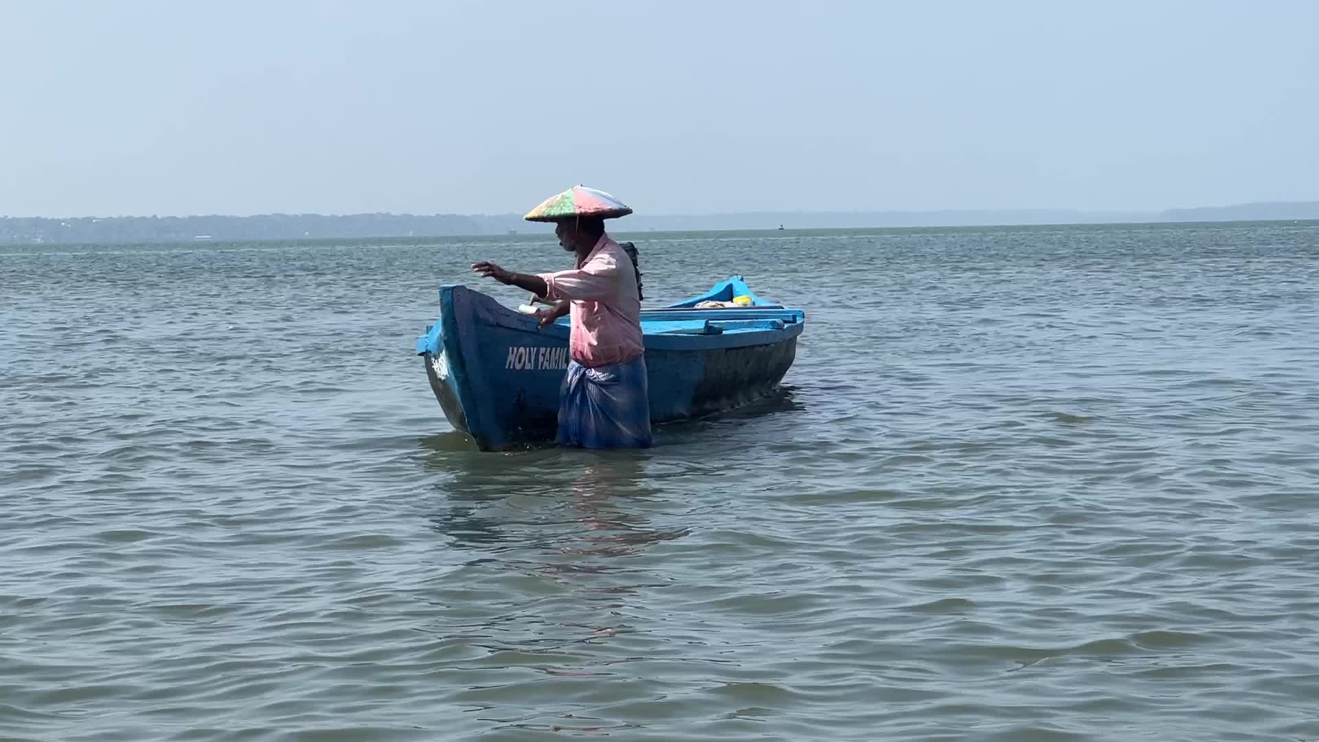 Daily life at Sambranikodi Island