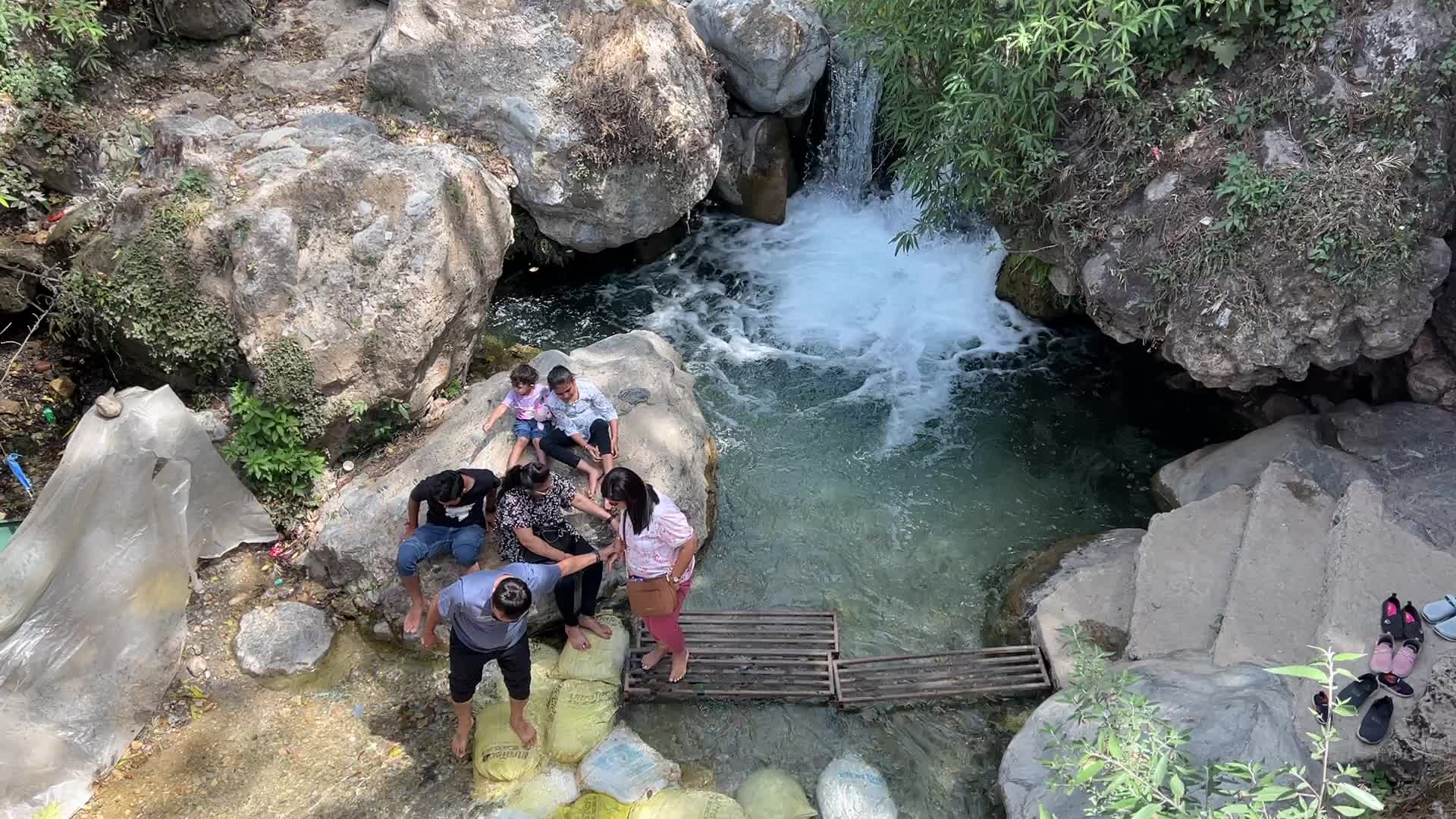 Bhatta Falls