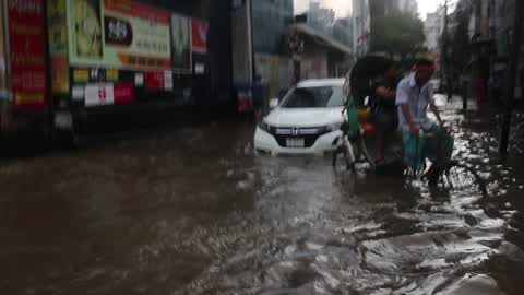 Rain in Dhaka
