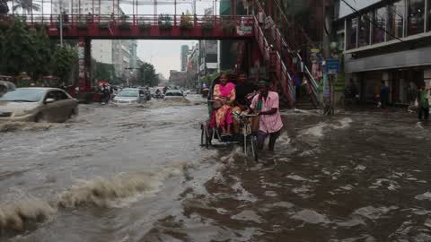 Rain in Dhaka