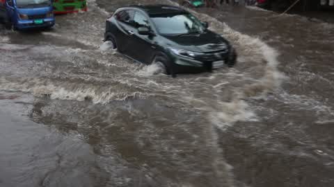 Rain in Dhaka