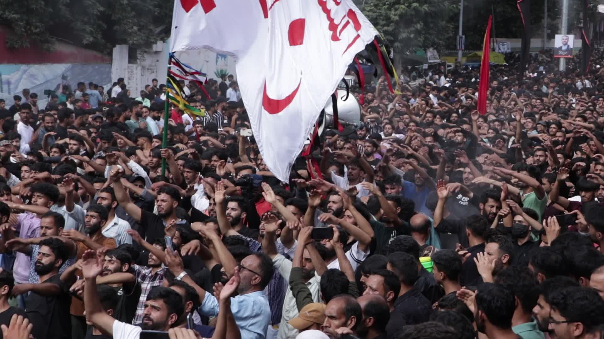 Shia Muslims Honor Imam Husain (a.s) in Kashmir