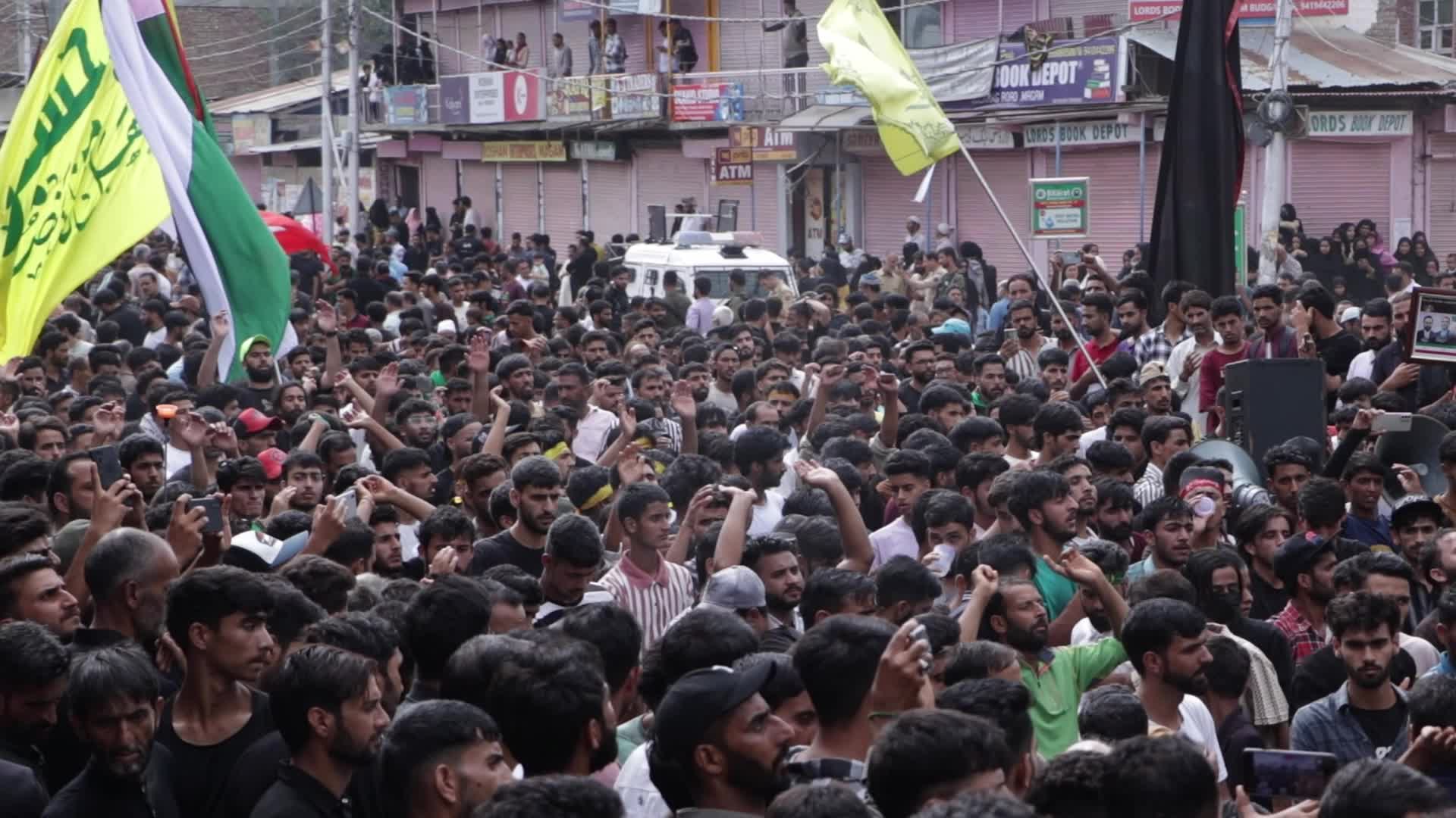 Shia Muslims Honor Imam Husain (a.s) in Kashmir